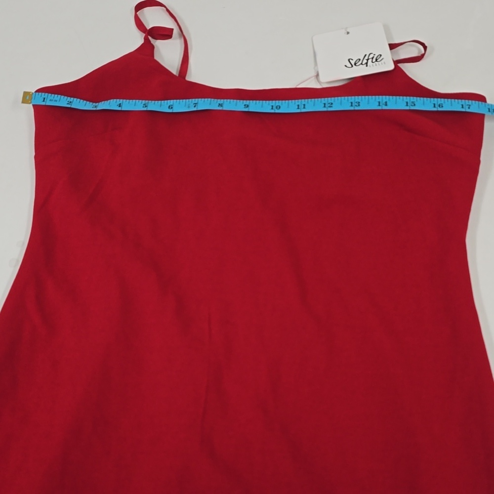 Selfie LeslieEmoji Asymmetrical Hemline Dress Red - Picture 9 of 11